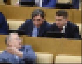 В Госдуме предлагают ввести госмонополию на алкоголь, сахар, лекарства